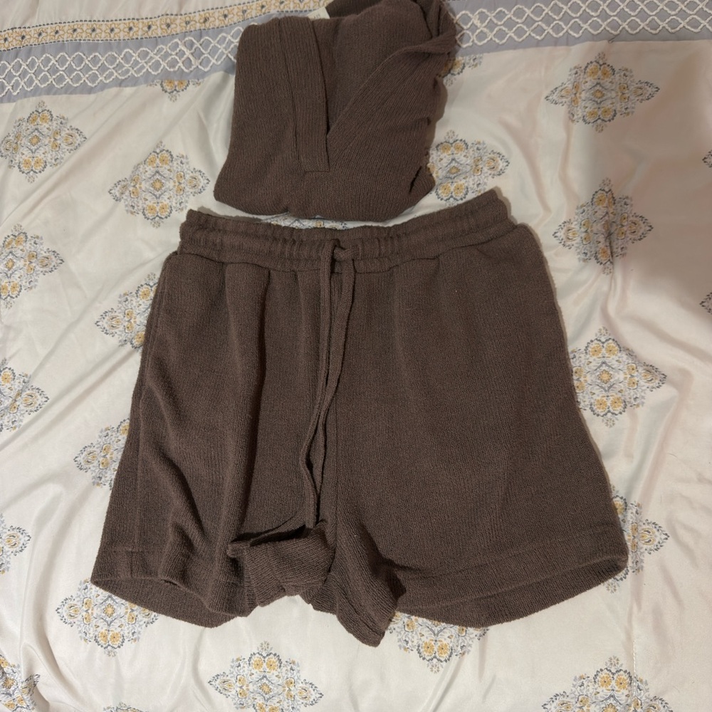 H&M Knit Set - Picture 2 of 4